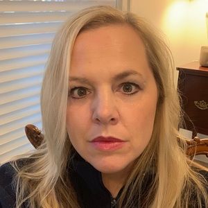 Meet your Posher, Charlotte